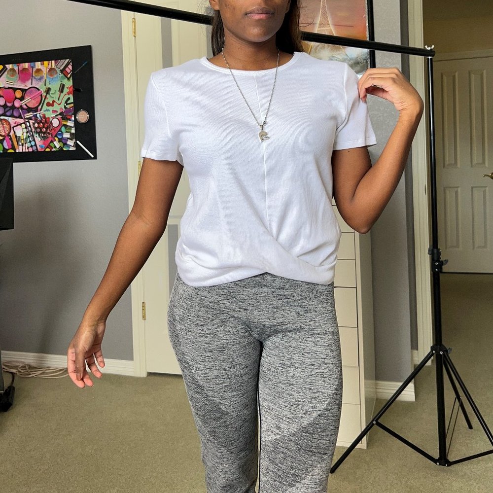 Hollister- Must Have Collection White
